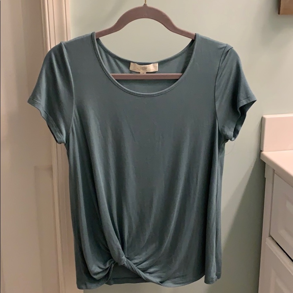 Knot Front Knit Top - M